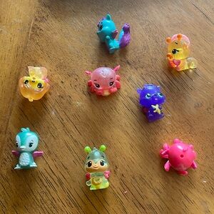 Lot of 8 rare hatchimals
